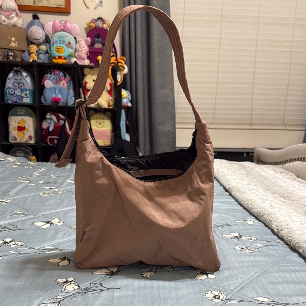 Baggu Medium Shoulder Bag